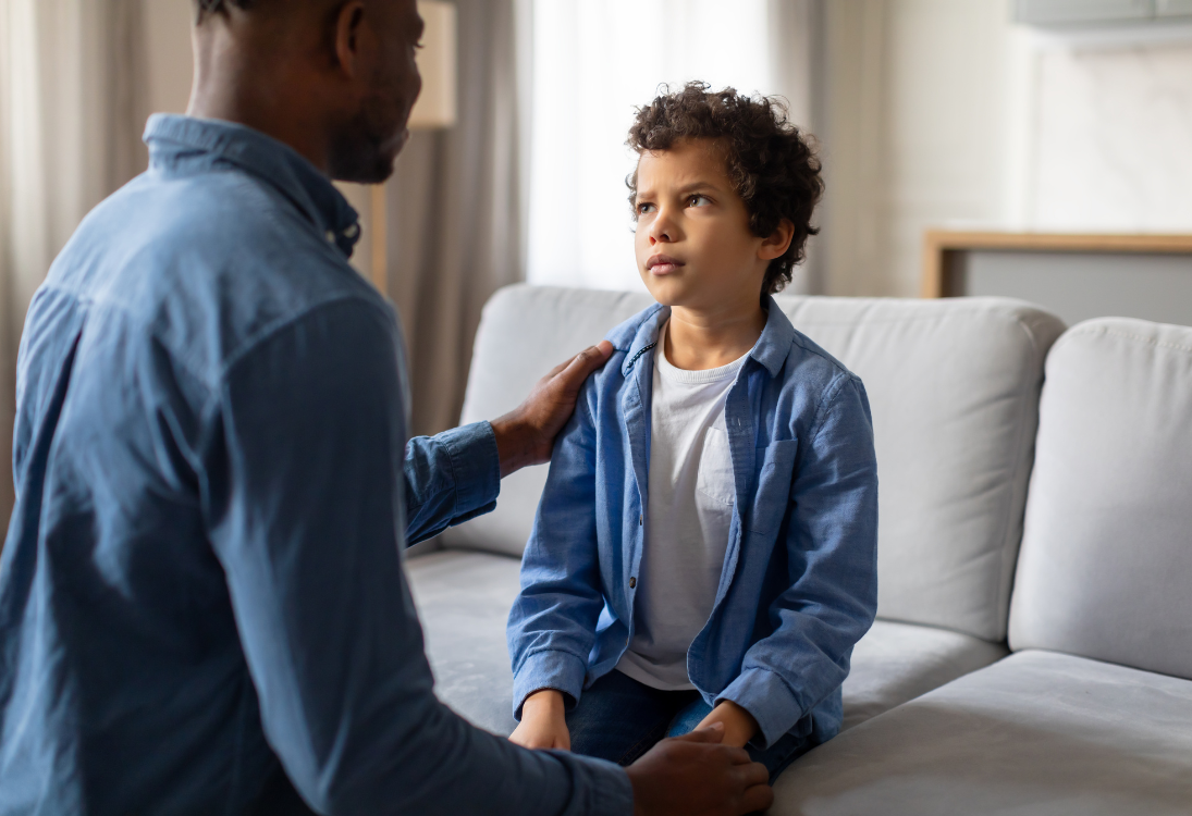 Como falar com o seu filho sobre um diagnóstico de cancro pediátrico