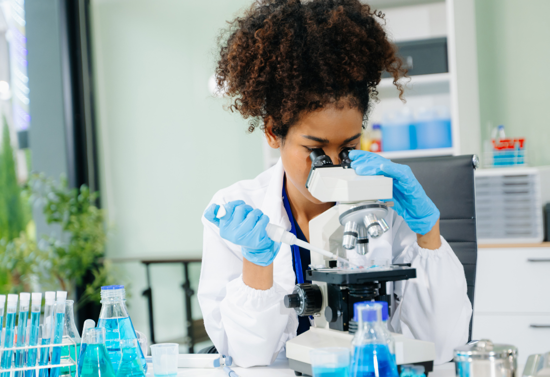 Tumores rabdoides: investigadores definem prioridades para terapias mais eficazes e menos tóxicas no cancro pediátrico