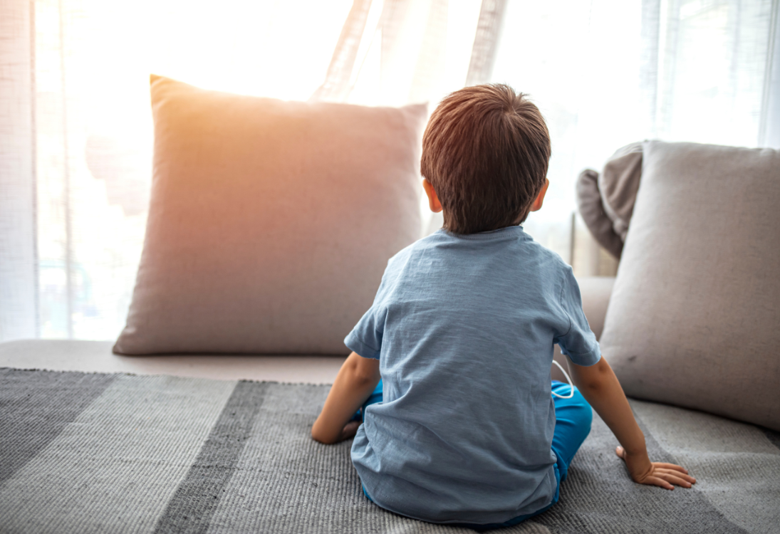 Sobreviventes de cancro pediátrico podem ter sinais de “envelhecimento acelerado” do cérebro